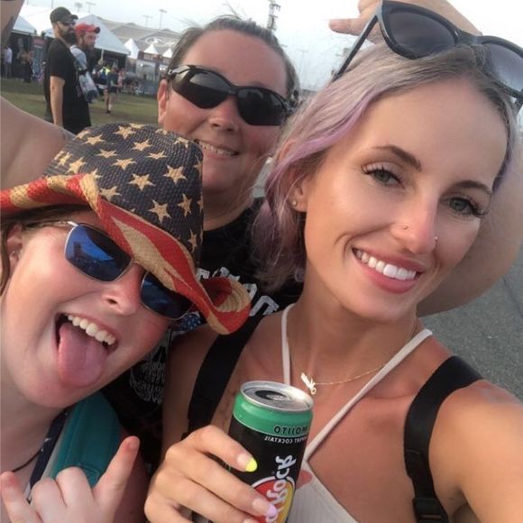 Meet your Posher, Maria - Picture 1 of 1